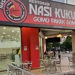 Rumaduke Kuala Lumpur With Netflix And Klcc Views